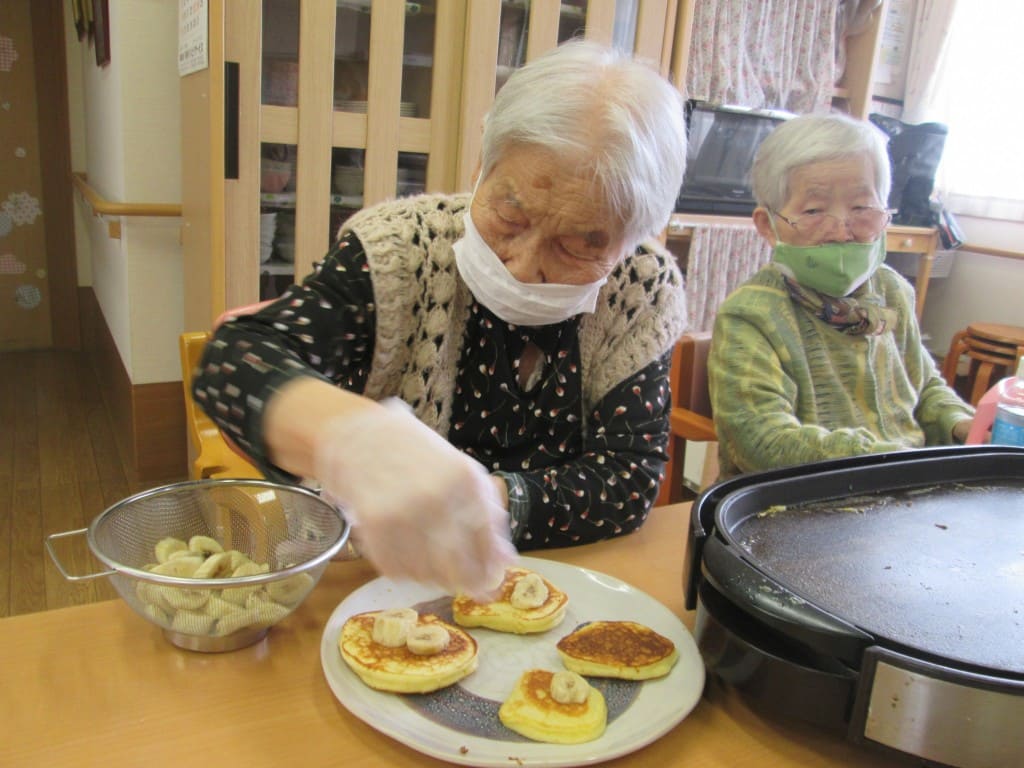 神谷川GH＿ホットケーキ盛り付け１