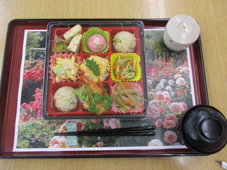 期間限定!薔薇弁当