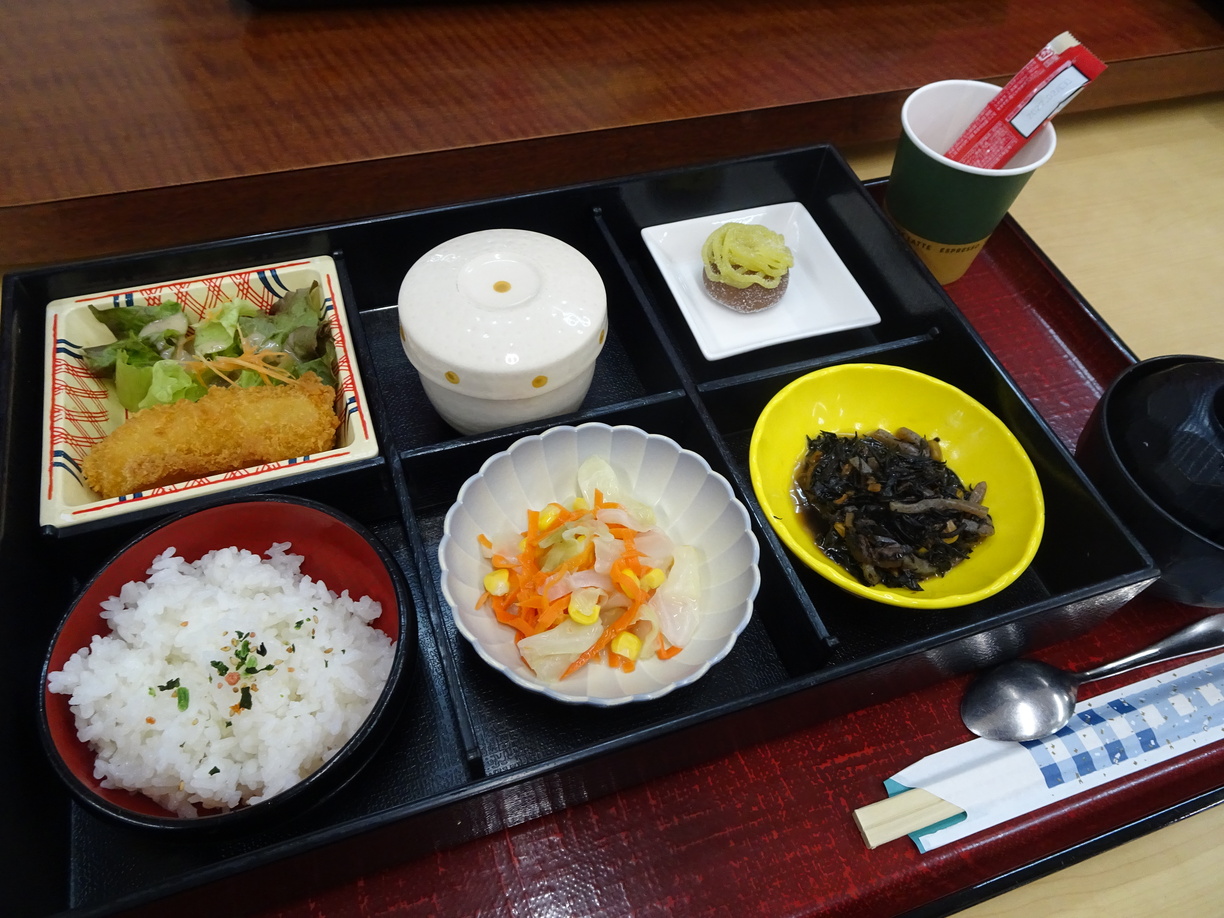 定番メニューの「松花堂弁当」